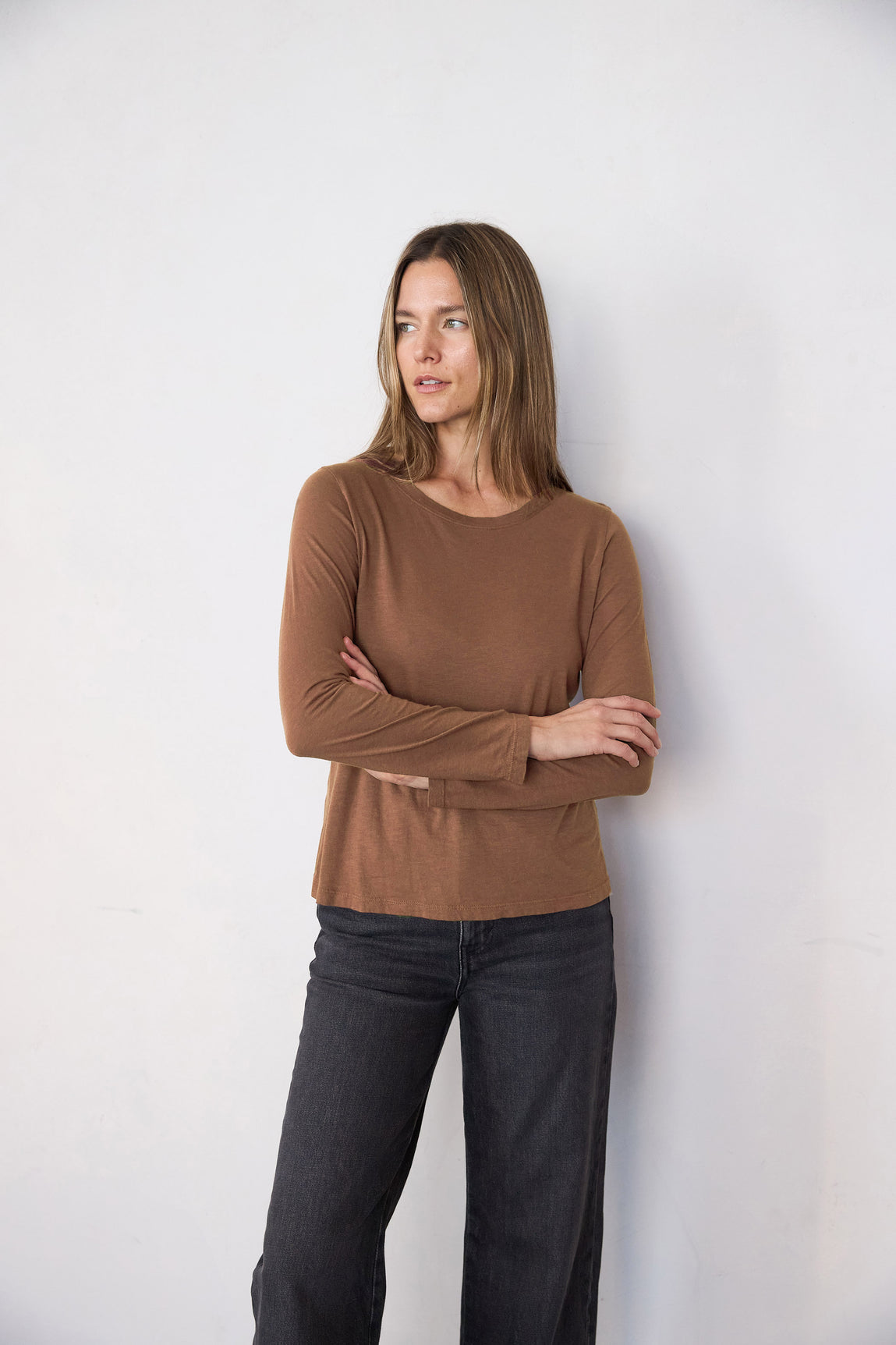 Everyday Crewneck Long Sleeve T-Shirt– It is well L.A.