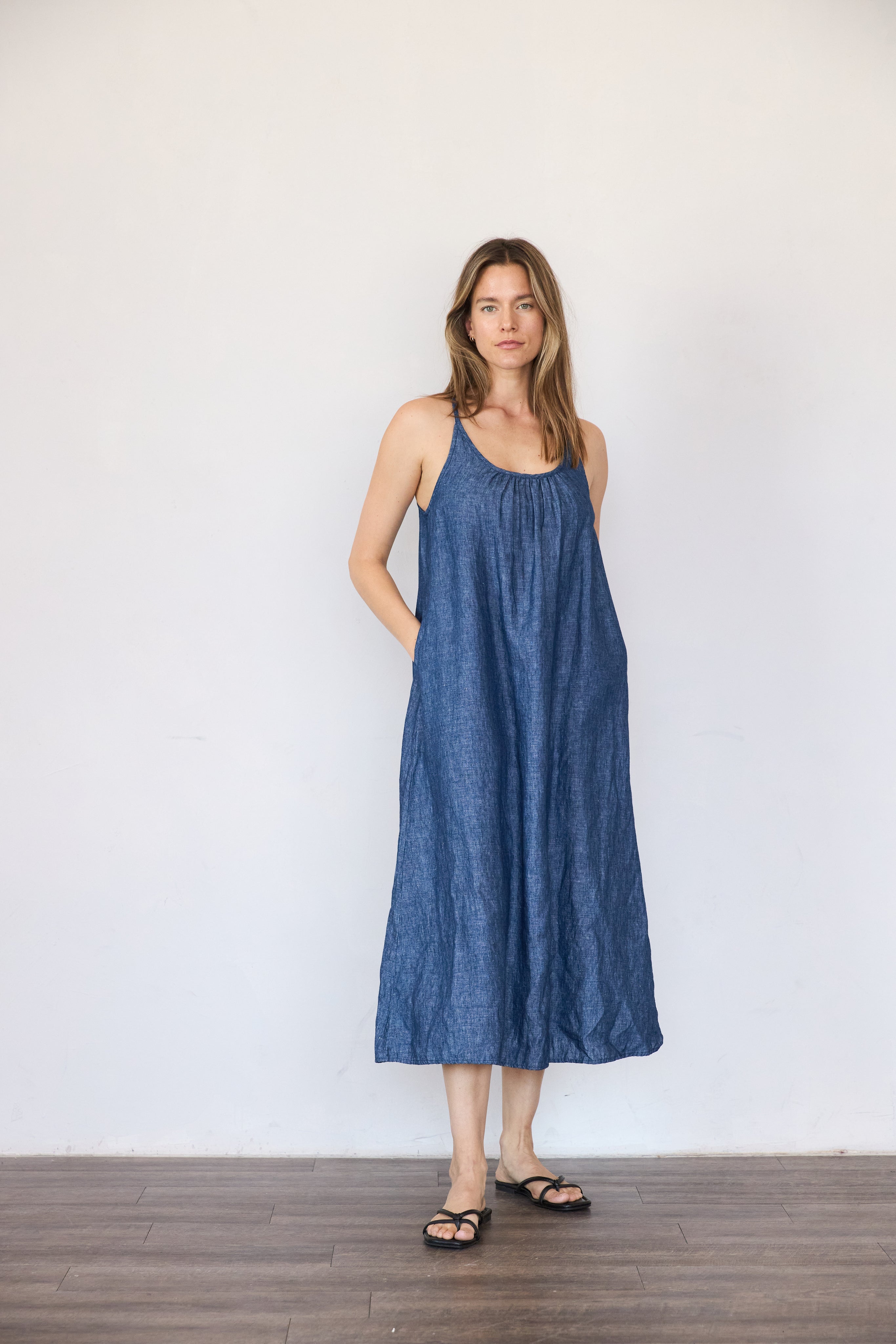 magic linen dress Loose Linen Dress in Black main image 0