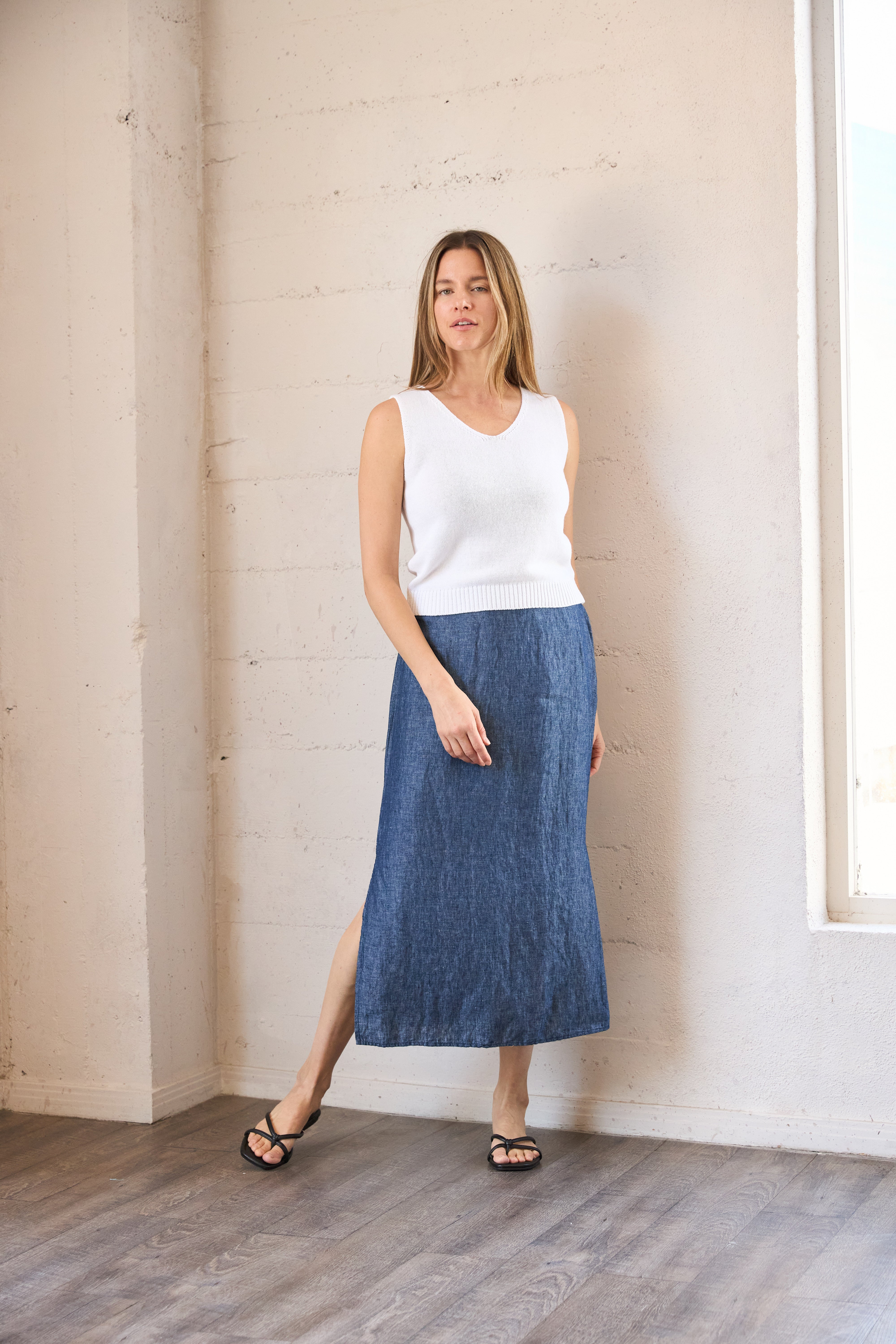 【INCHANT ME】Indigo slit high-waist long skirt Indigo Wave Mid Slit Maxi Skirt