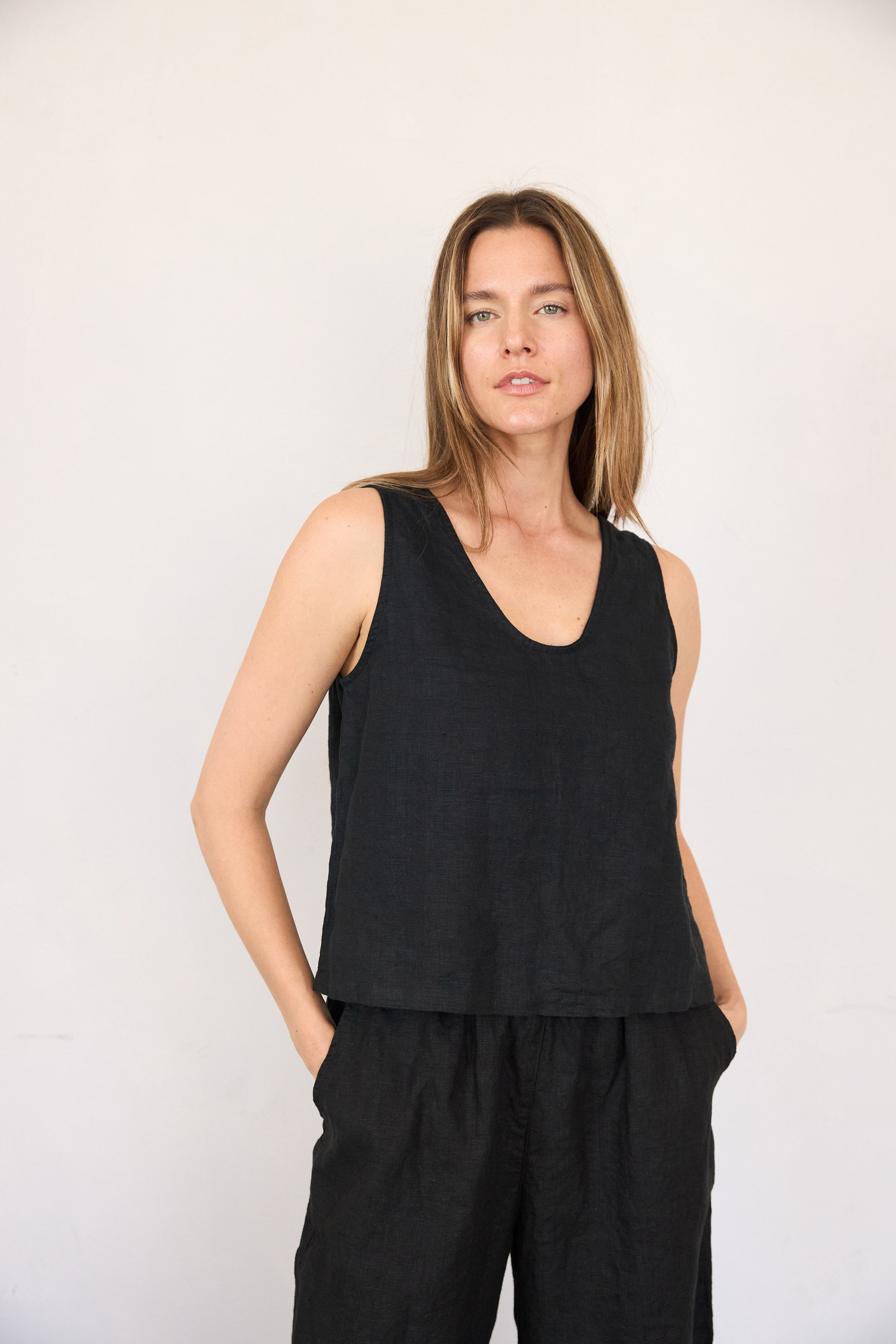 Reversible Linen Top– It is well L.A