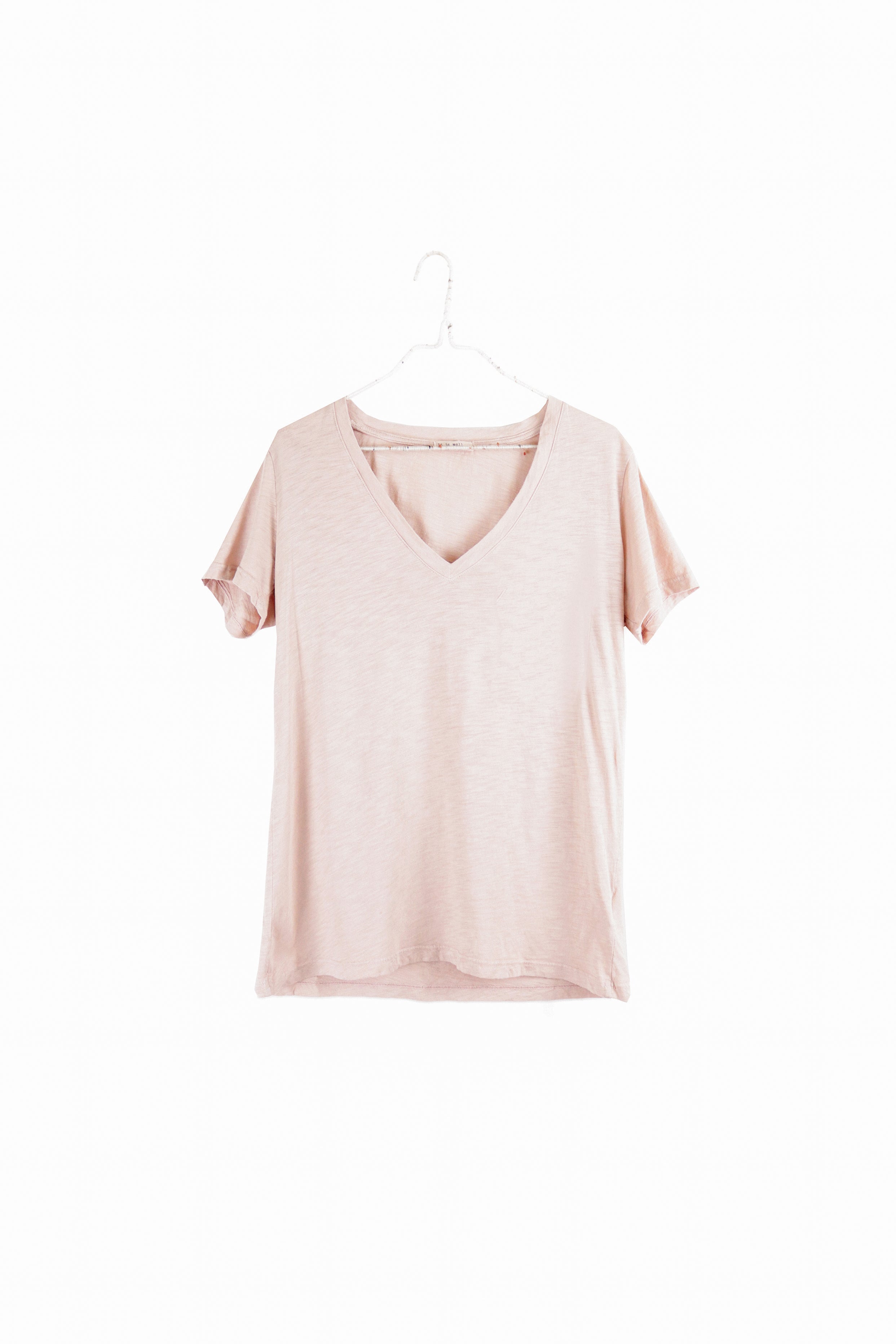 Everyday V-Neck T-Shirt– It is well L.A.